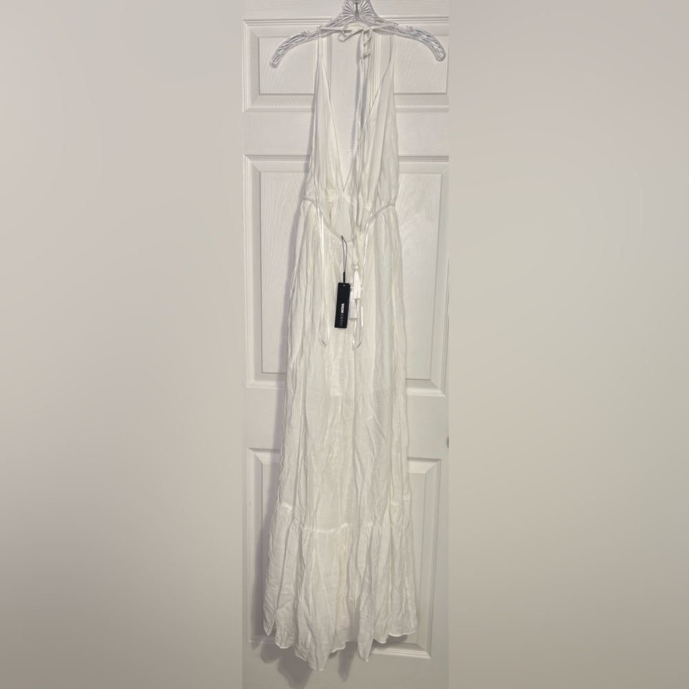 Sale! Fashion Nova White Halter Maxi Dress SOLD OUT! - Picture 5 of 7